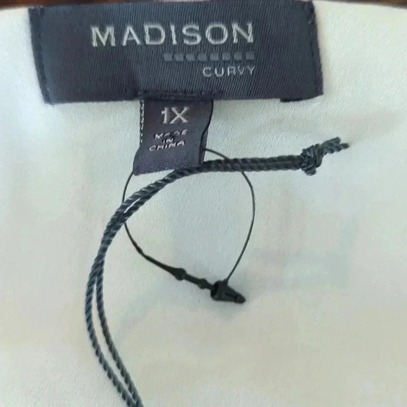 Madison Curvy women's striped blouse tank top - Picture 5 of 9